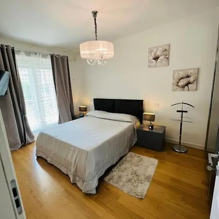 Enchanting Garden Retreat * Roma