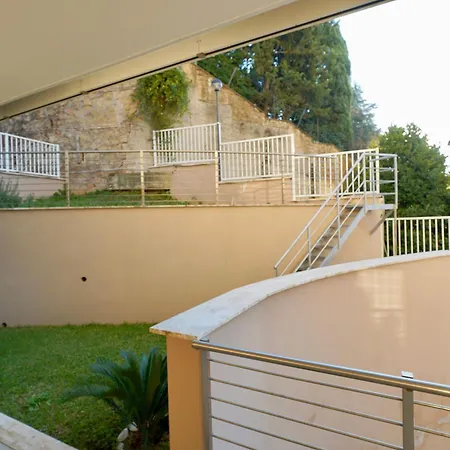 Enchanting Garden Retreat