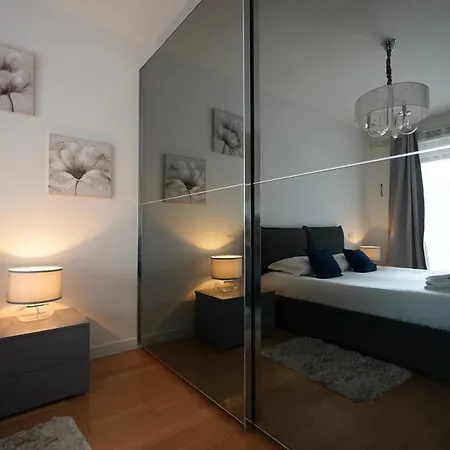 Enchanting Garden Retreat Villa Roma